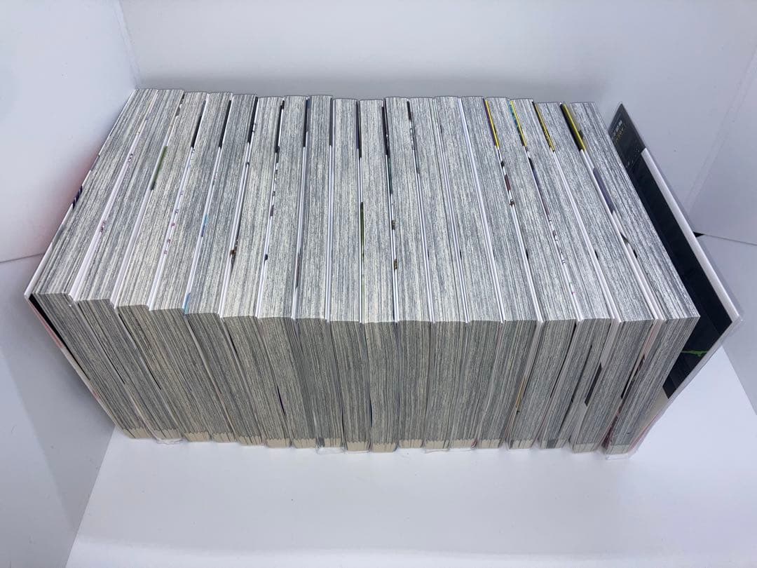 《貴重な全巻初版帯付き‼️美品‼️》 味方が弱すぎて補助魔法… 1巻から18巻！