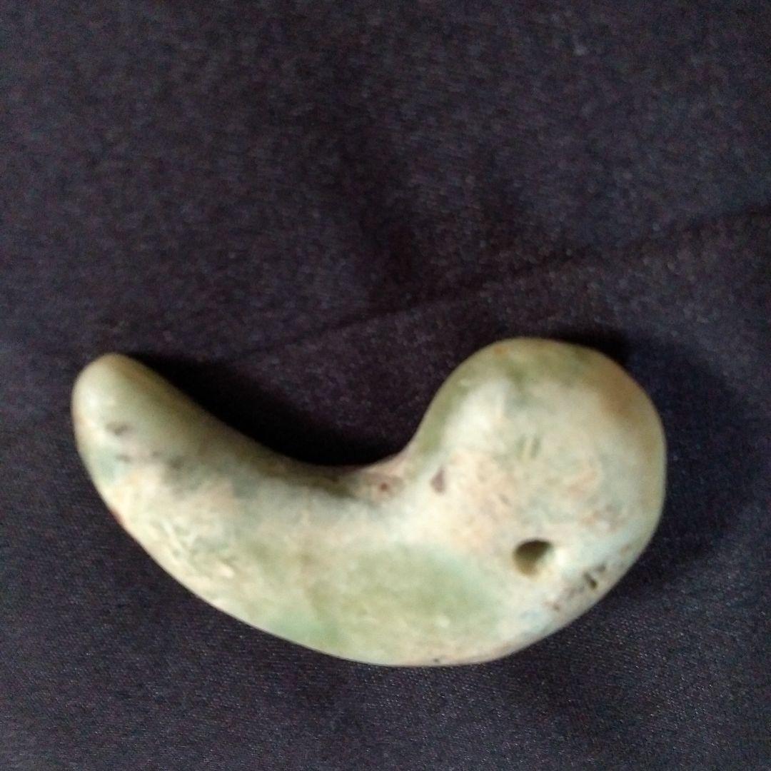 翡翠勾玉　ヒスイまがたま　糸魚川ヒスイ　古墳時代　宝石質ヒスイ　出土品