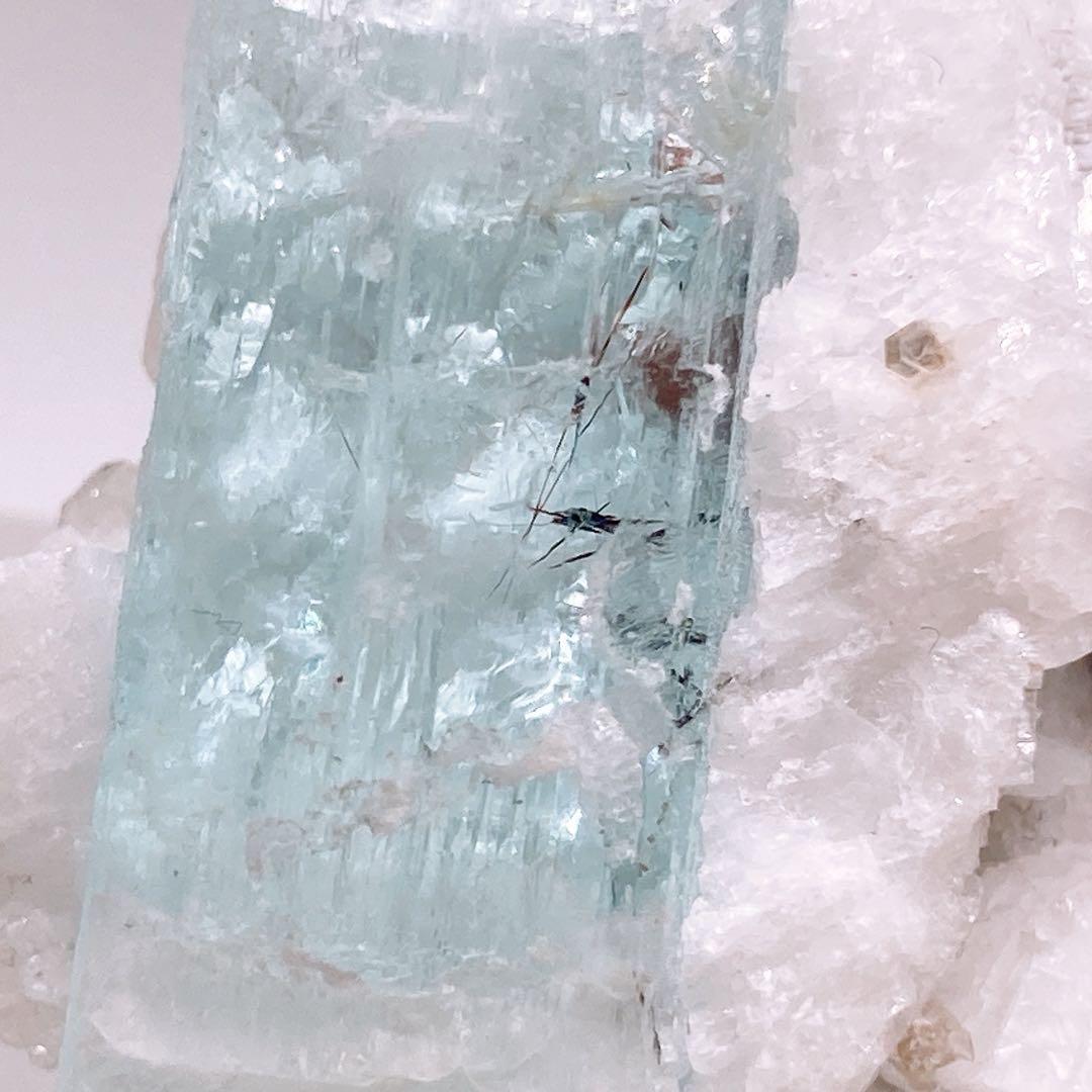 アクアマリン　原石　鉱物標本　214