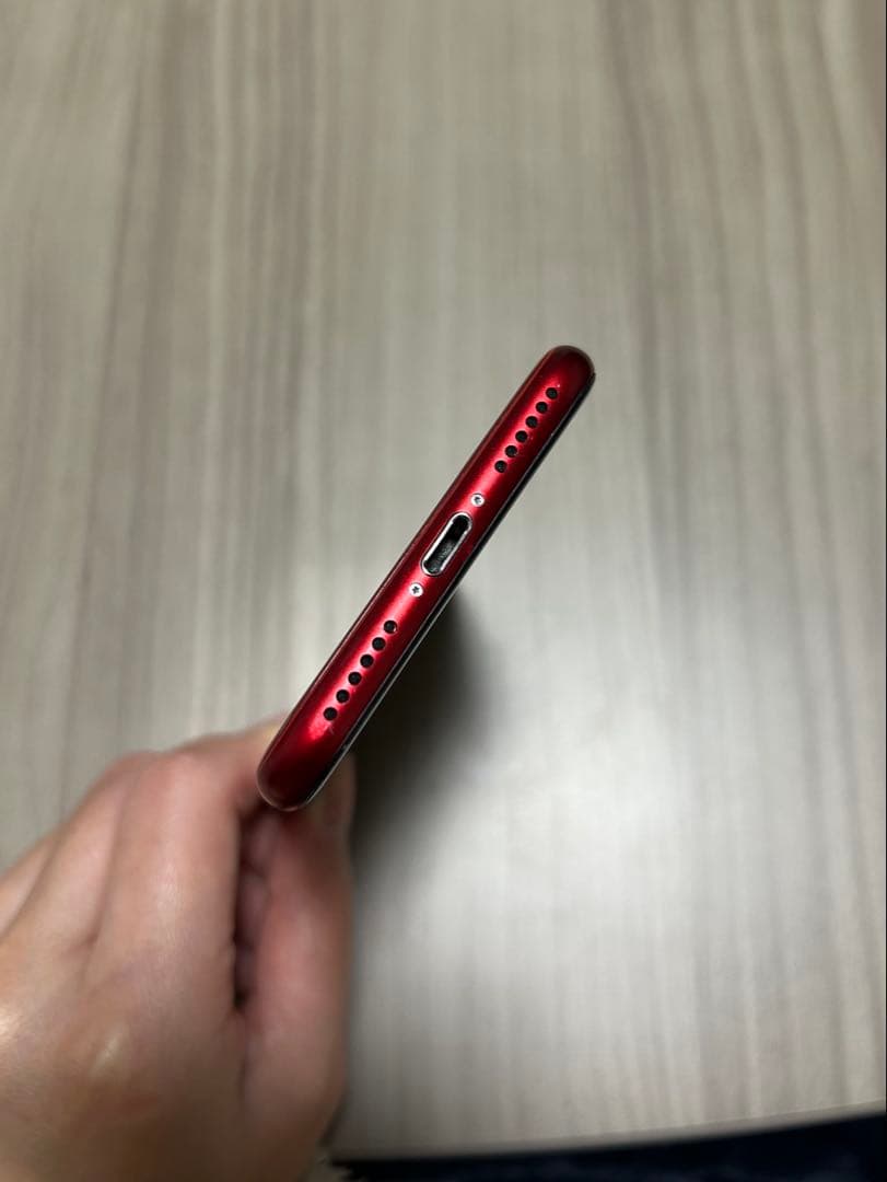 iPhone8 本体 画面割れあり