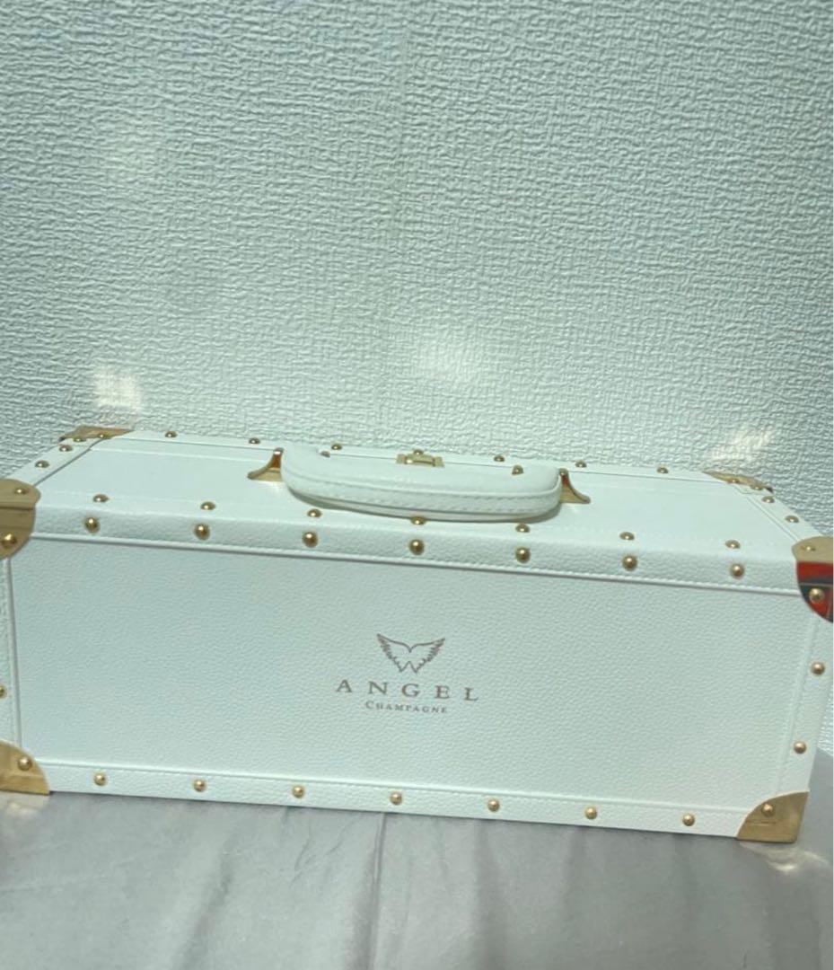 「新品」　エンジェル　シャンパン ホワイト