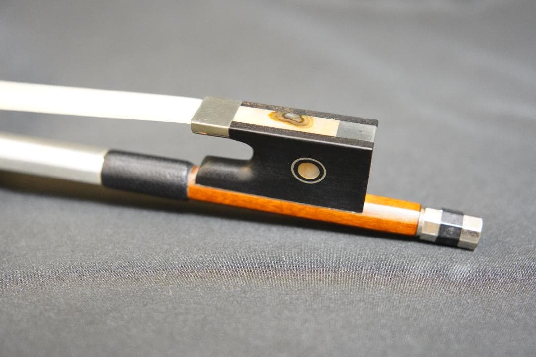 メロディー様　バイオリン　弓　フェルナンブーコ　新品　1/2 ☆2