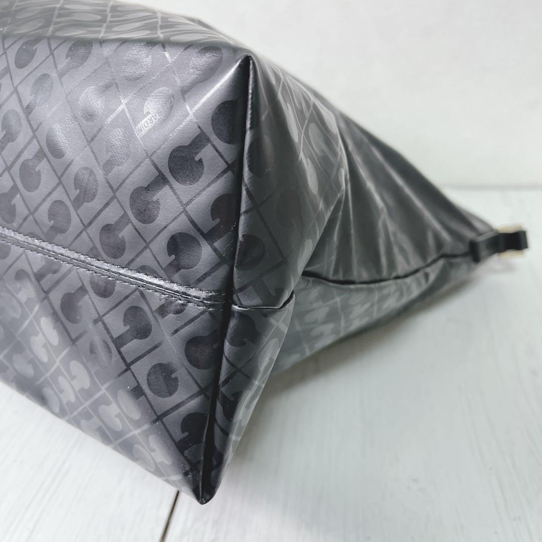 GHERARDINI ソフティ 総柄 黒 ワンショルダーバッグ 大容量