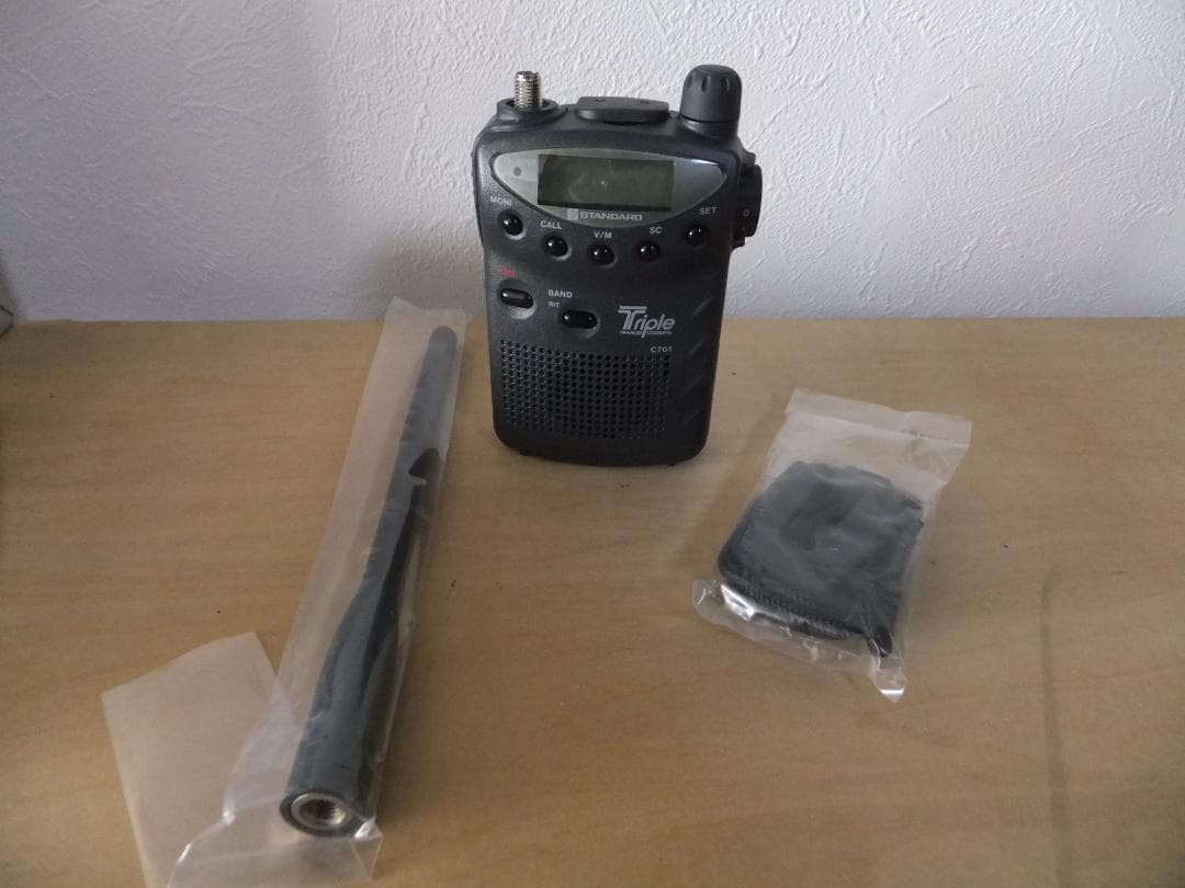 ☆スタンダード　144/430/1200MHz帯ハンディ機　C701①（現状）☆