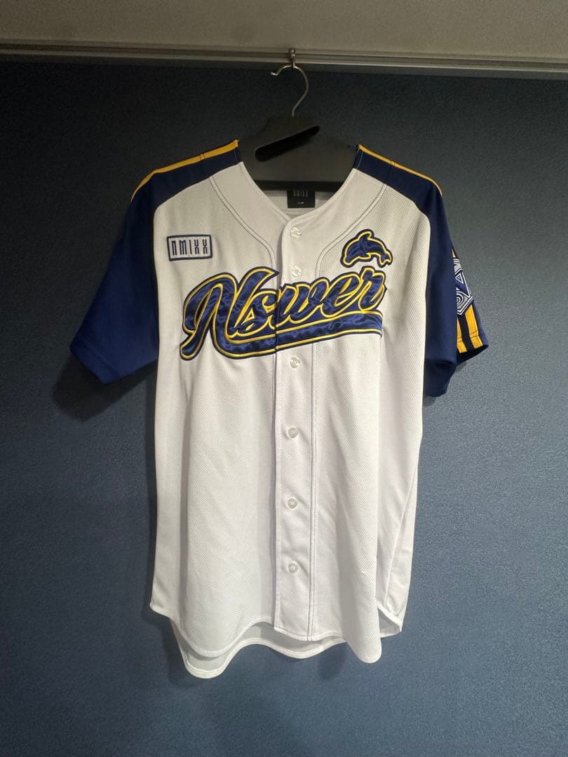 NMIXX ジウ ベースボールユニフォーム 公式