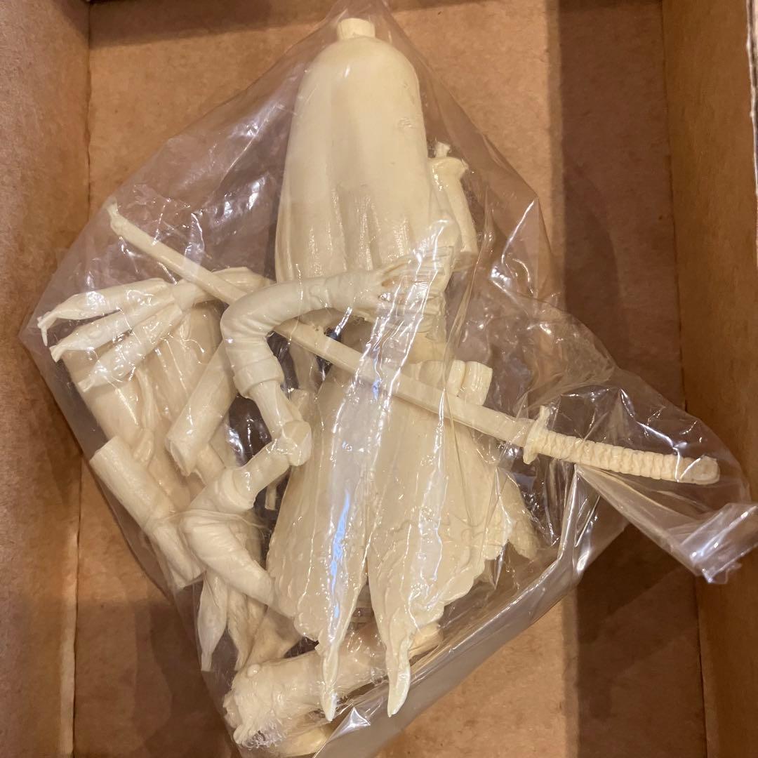 海洋堂　ガレージキット　1/8　静　レジンキャスト　永野護　ファイブスター物語