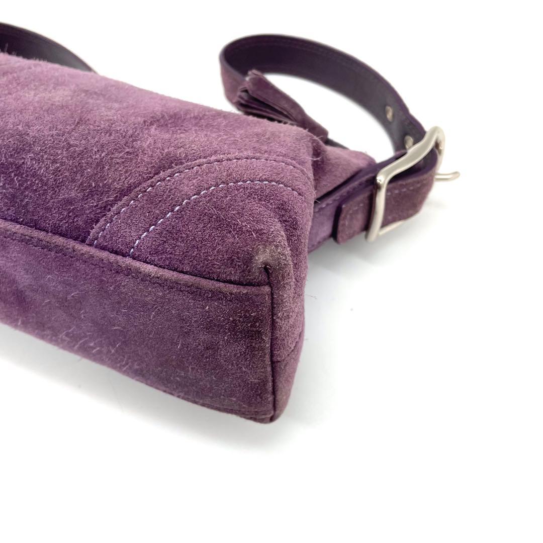 【希少】コーチ　アクセサリーポーチ　フリンジ　スエード　シグネチャー　パープル