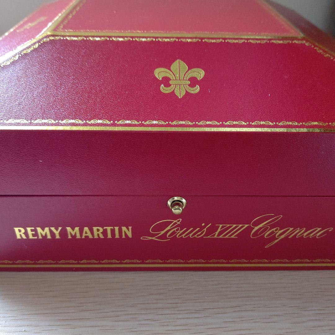 レミーマルタン ルイ13世 金キャップ グラス付き
