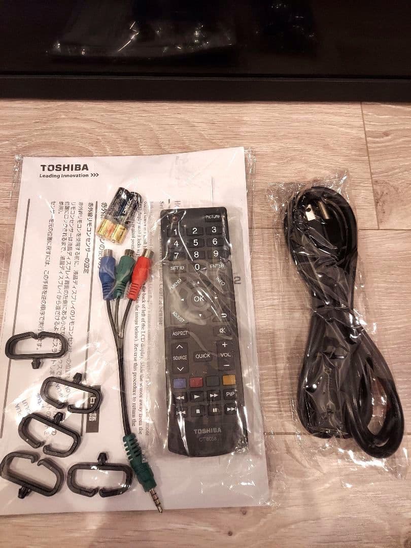 美品　東芝　業務用サイネージディスプレイ　TD-E432