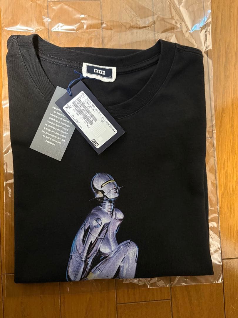 トップス Kith For Nanzuka Gallery Sorayama Model