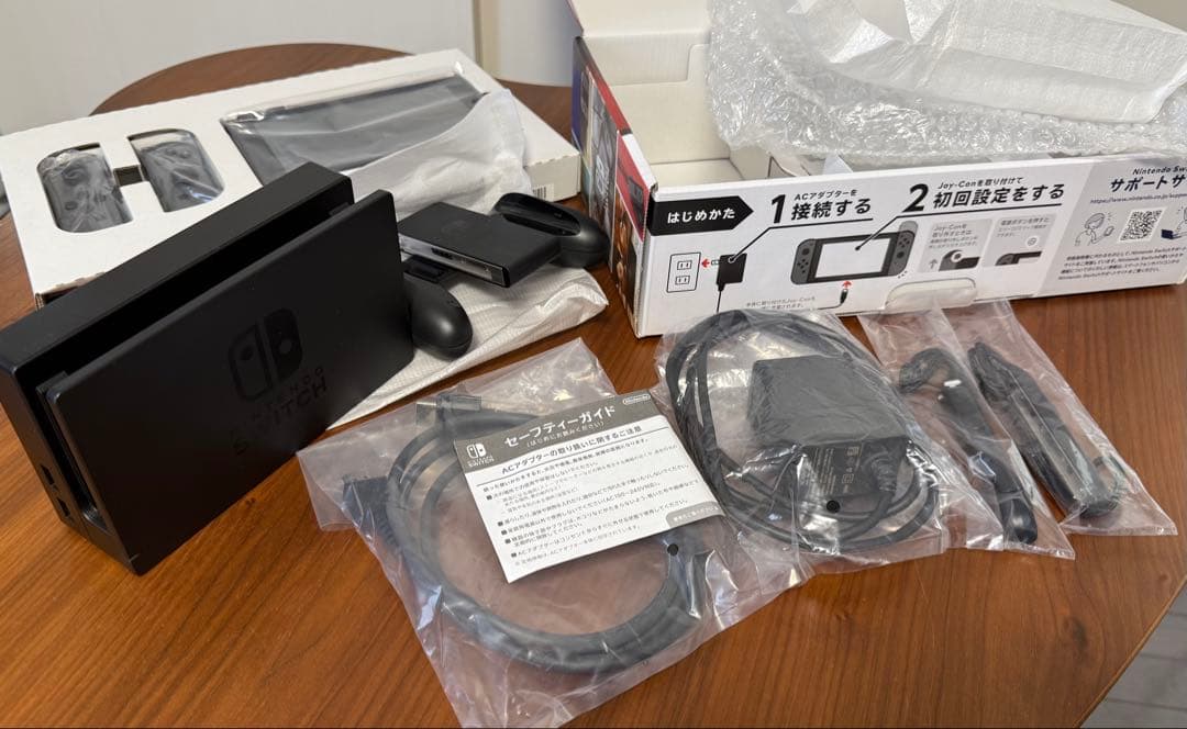 Nintendo Switch 本体 + ドック + 付属品 ＋ Proコン