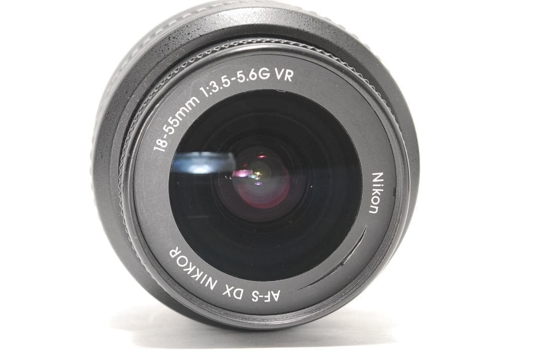 【美品】Nikon D5500　Wi-Fi搭載　すぐスマホ転送　タッチパネル撮影