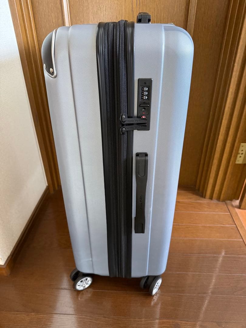 「未使用品」New Trip スーツケース キャリーケース 拡張機能付きサイズＬ