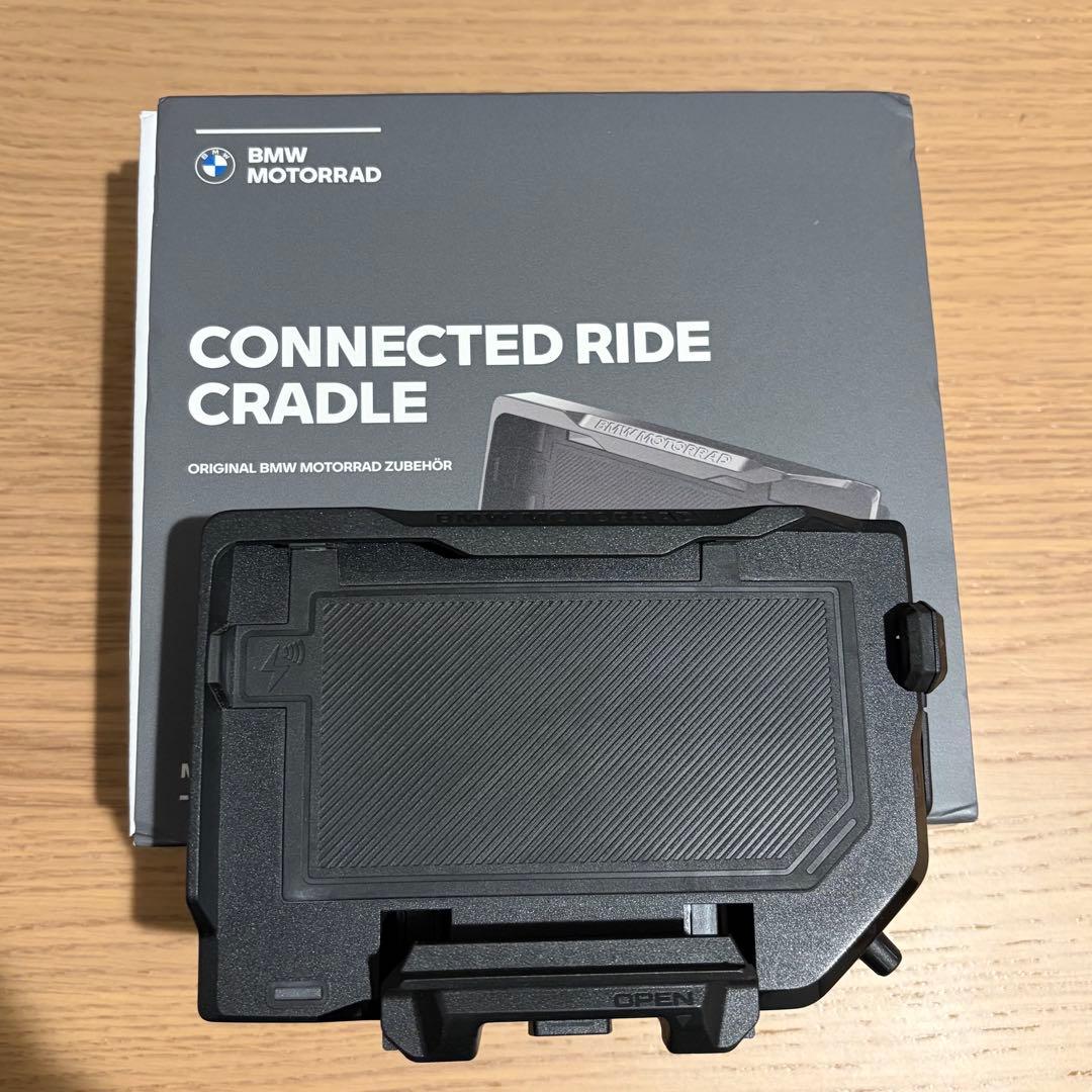 BMW Motorrad コネクテッドライドクレードル