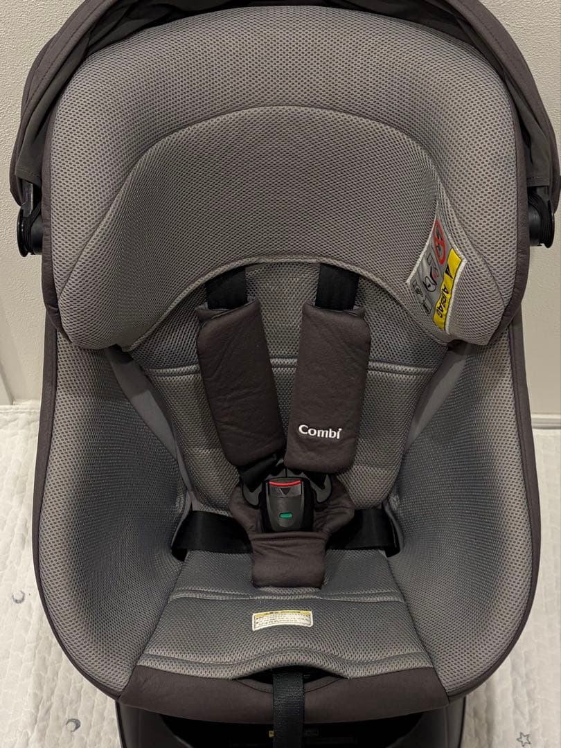 Combi クルムーヴ スマート ISOFIX エッグショック JN-570