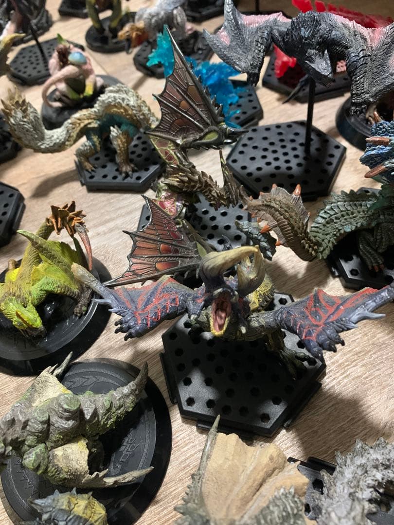 モンスターハンターフィギュア　スタンダードモデル　まとめ売り　約125体