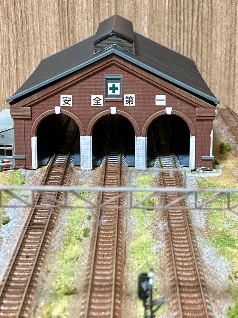 Nゲージ 鉄道模型ジオラマ 昭和のレンガ機関庫