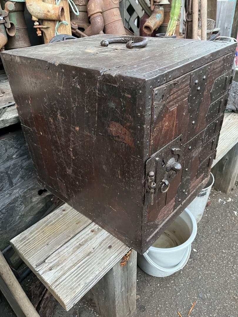 レトロ舟金庫、舟金庫、レトロ金庫、木製金庫、昭和レトロ金庫、舟箪笥