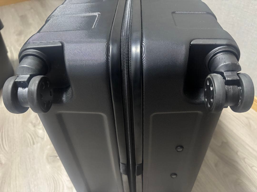 無印良品 105L スーツケース ハードキャリーケース バーを自由に調節できる