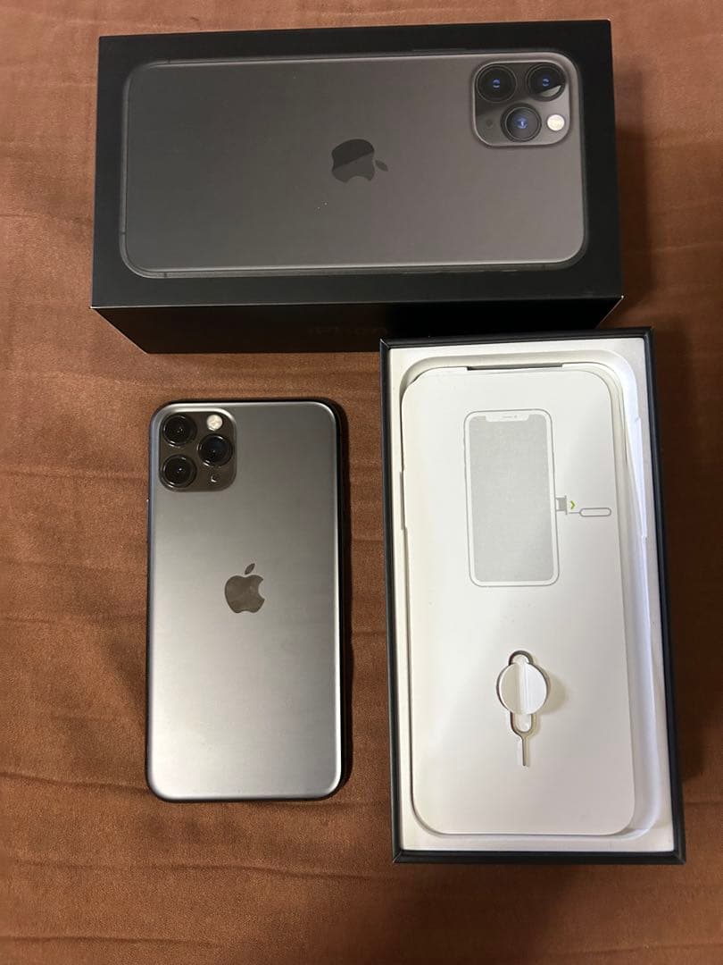 iPhone 11pro スペースグレー64GB SIMフリー