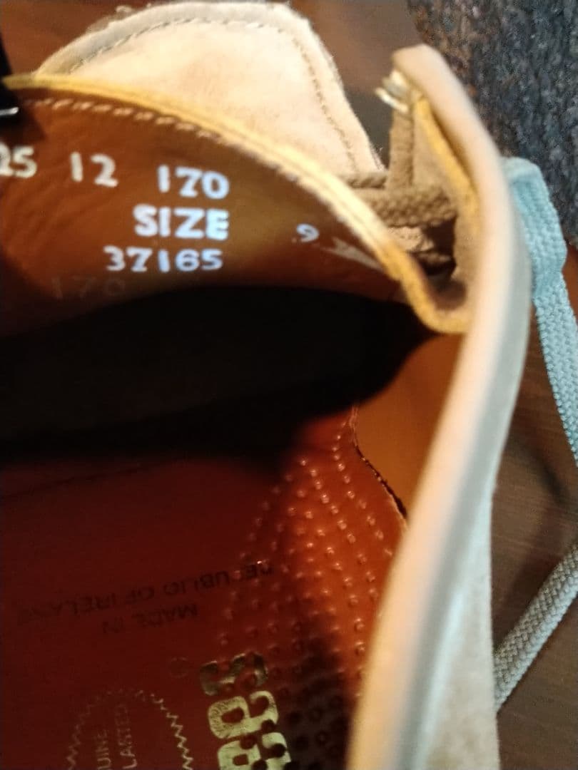 ［Clarks ］ワラビー レッドランド 27 cm アイルランド製