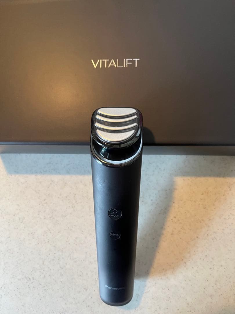 Panasonic VITALIFT 美顔器　EH-SR85-K