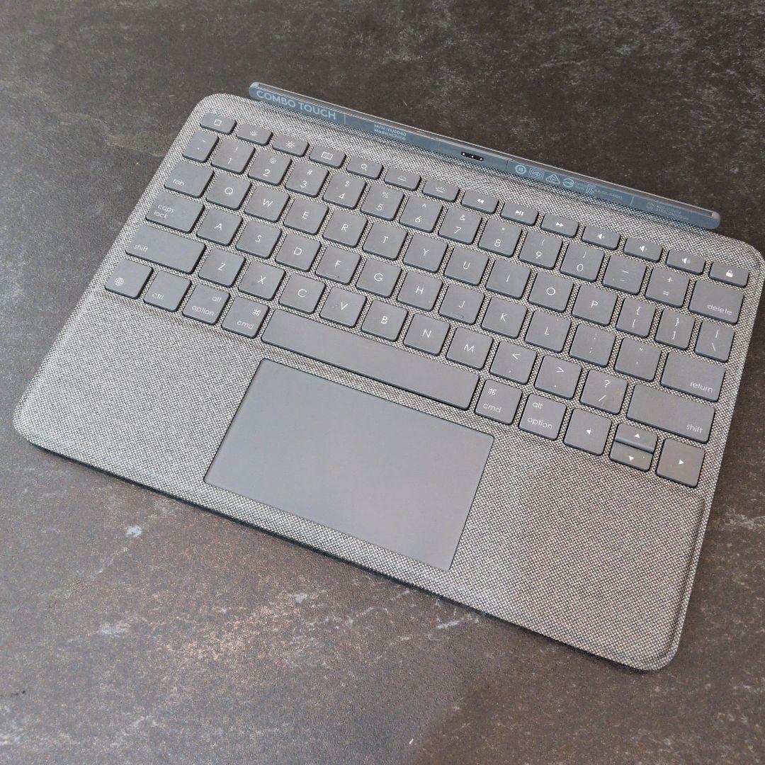【美品】Logicool COMBO TOUCH ipadケース第7、第8世代