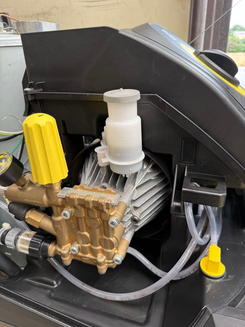 ケルヒャー　業務用高圧洗浄機(温水式)