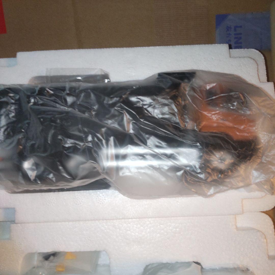 UD TRUCKS Quester 1:50 ミニカー 2個セット