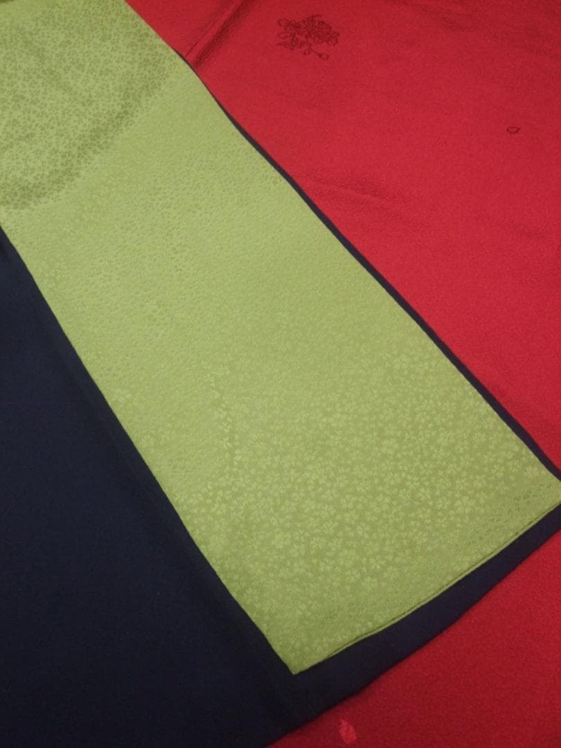 山本寛斎/赤無地桜地紋/比翼仕立て 振袖フルセット　ｍ55　成人式