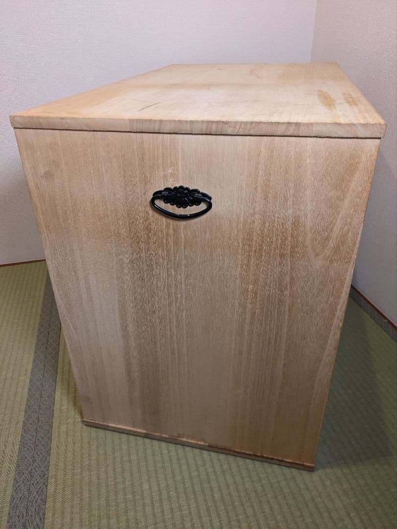 天然木桐箪笥　3段　桐タンス　マーゼルン 側面取っ手付き