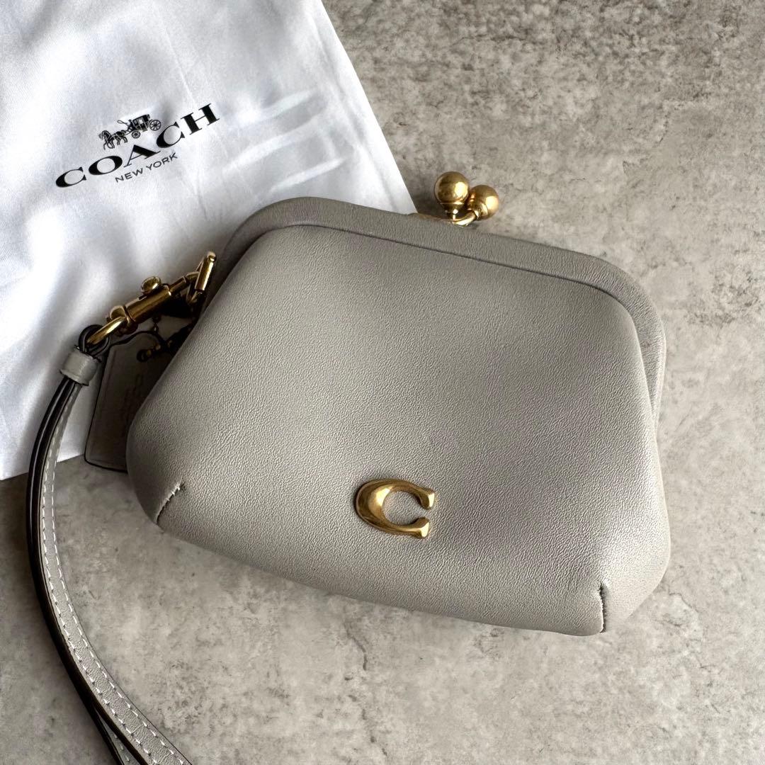 【サイ様】COACH がま口 ケース 財布 ポーチ Cロゴ 現行モデル