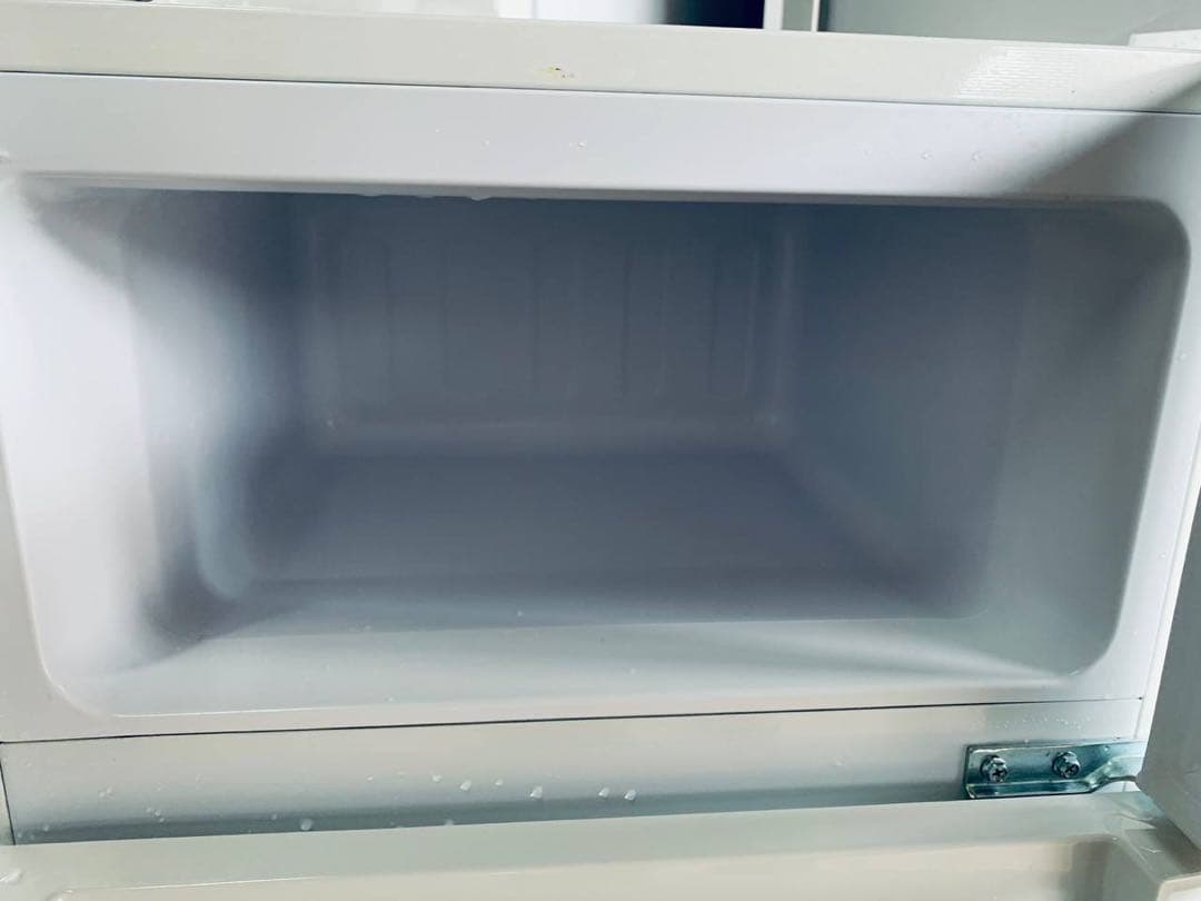 送料設置無料　TAGlabel 冷凍冷蔵庫　AT-RF85B