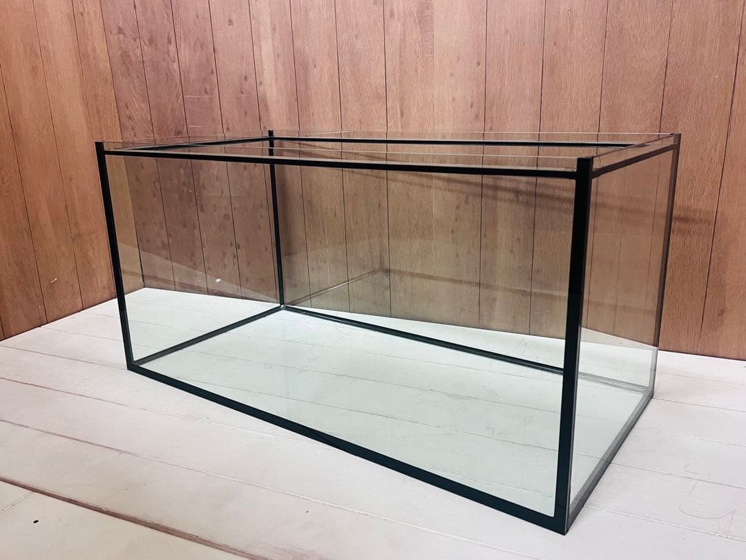 900×450×450㎜ガラス水槽 ブラックシリコン フランジ加工付き 未使用品
