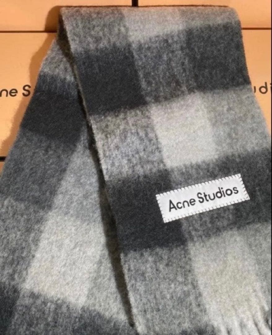 Acne Studios マフラー