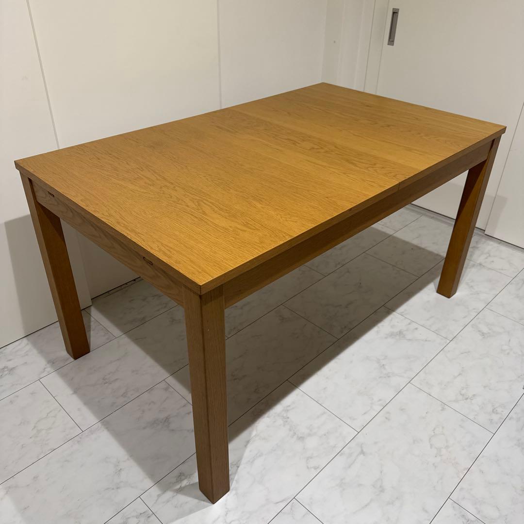 IKEA 伸長式ダイニングテーブル