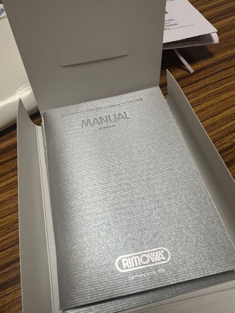 RIMOWA トパーズ ステルス ルフトハンザ限定 32L 2輪 機内持ち込み可