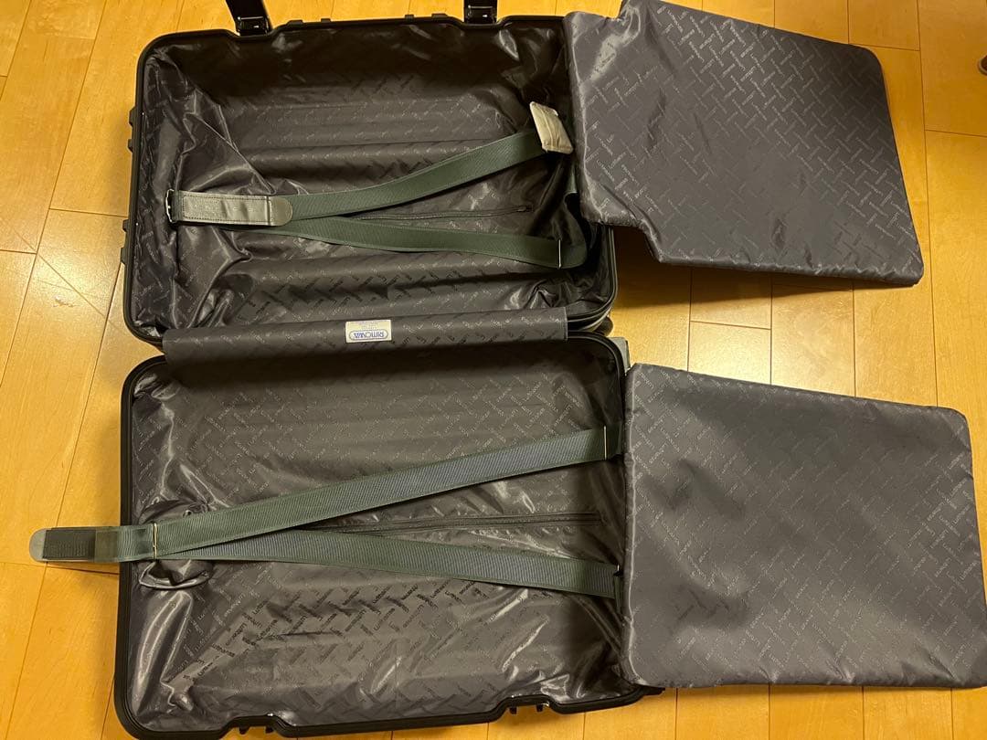 RIMOWA トパーズ ステルス ルフトハンザ限定 32L 2輪 機内持ち込み可