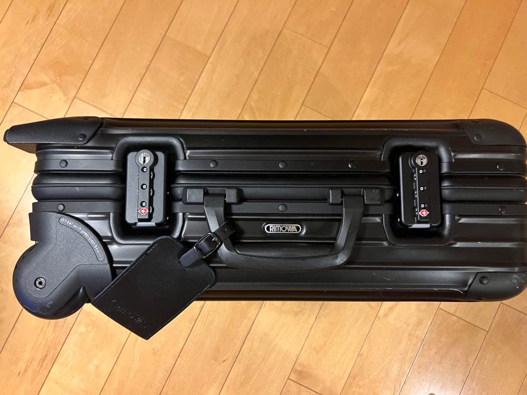 RIMOWA トパーズ ステルス ルフトハンザ限定 32L 2輪 機内持ち込み可
