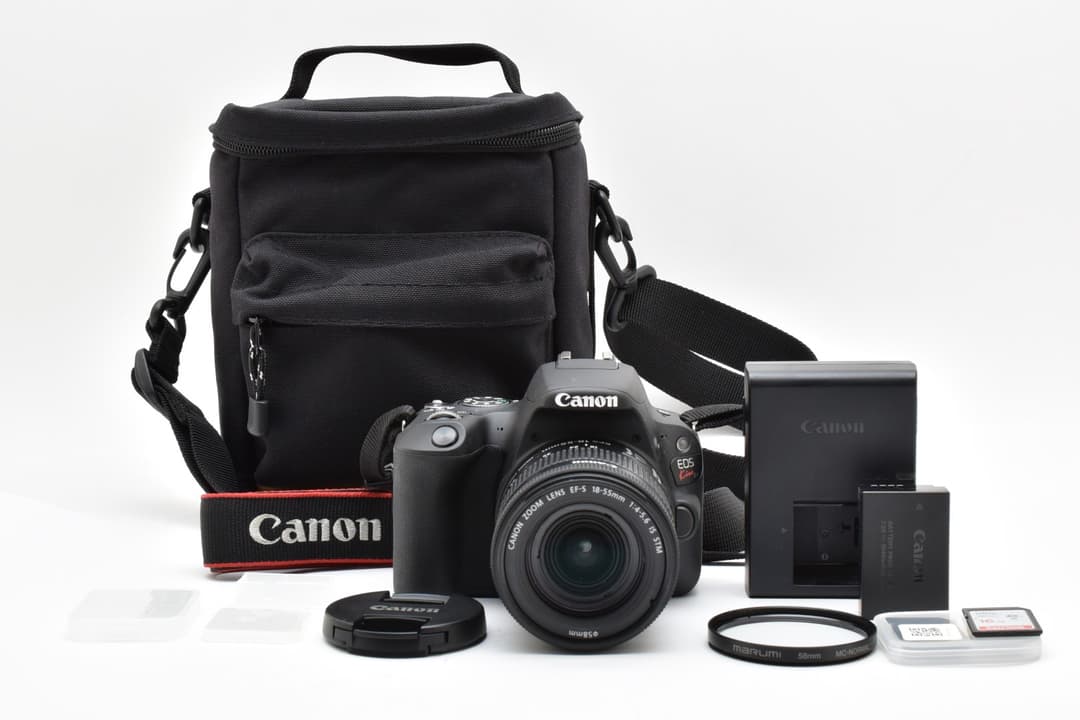 R*o様 美品 Canon EOS Kiss X9 18-55mm レンズkit