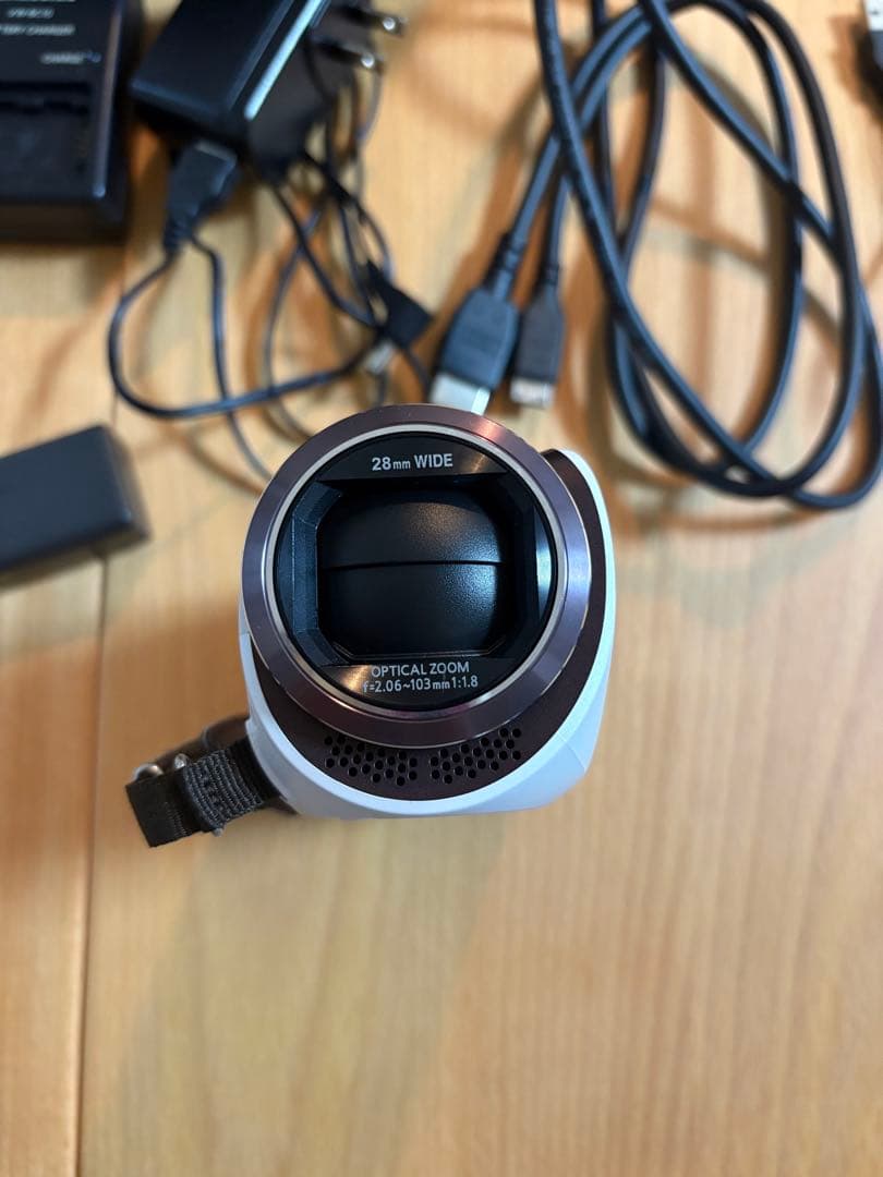 ビデオカメラ Panasonic HC-W570M