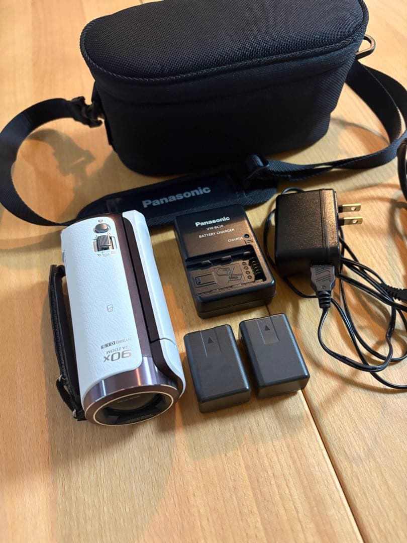 ビデオカメラ Panasonic HC-W570M