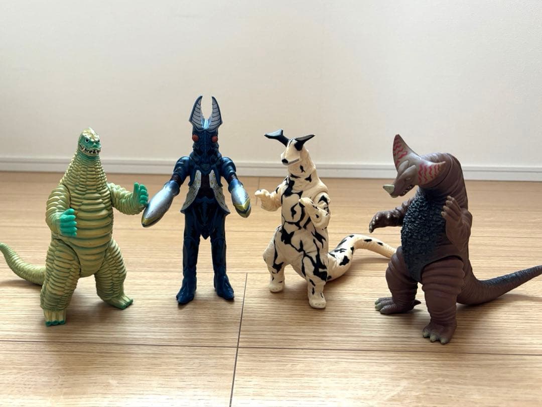 ウルトラマン　ウルトラ怪獣　ソフビ人形　46体まとめ売り
