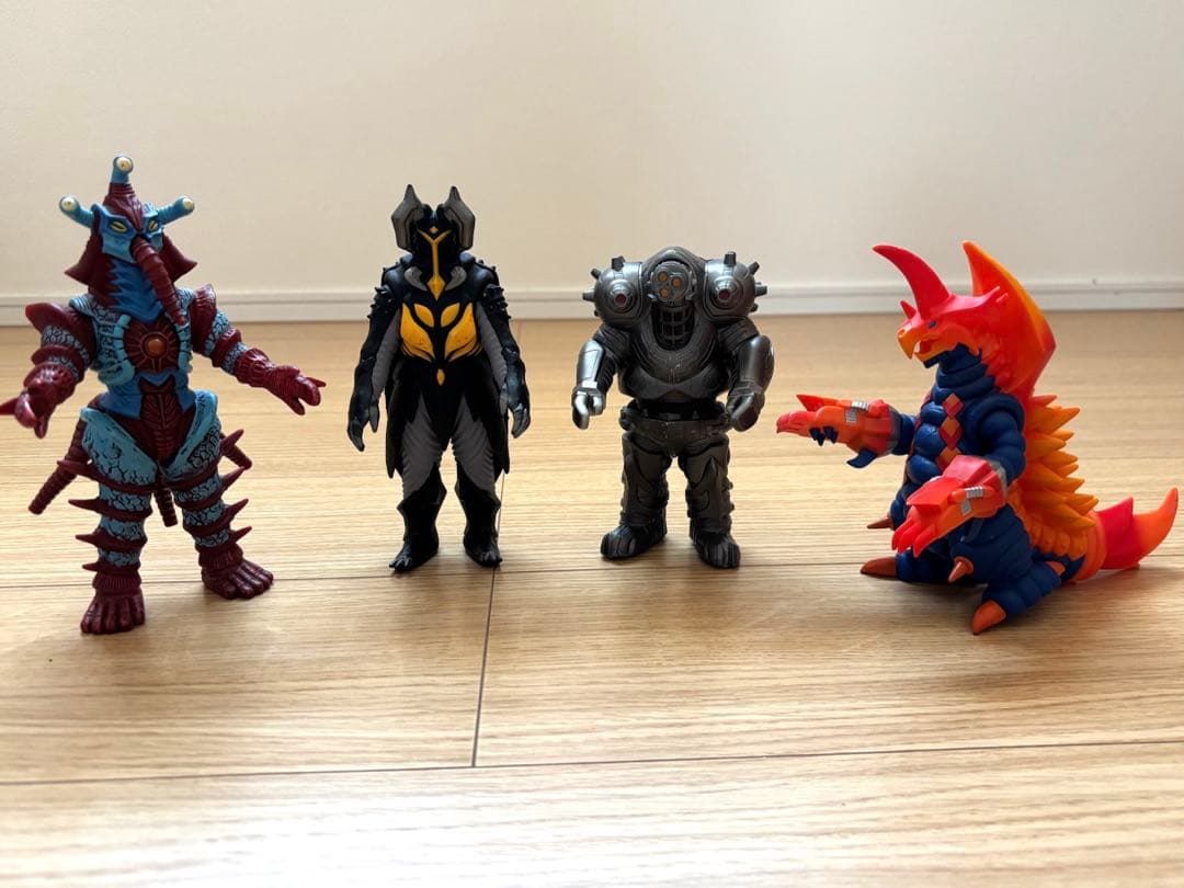 ウルトラマン　ウルトラ怪獣　ソフビ人形　46体まとめ売り