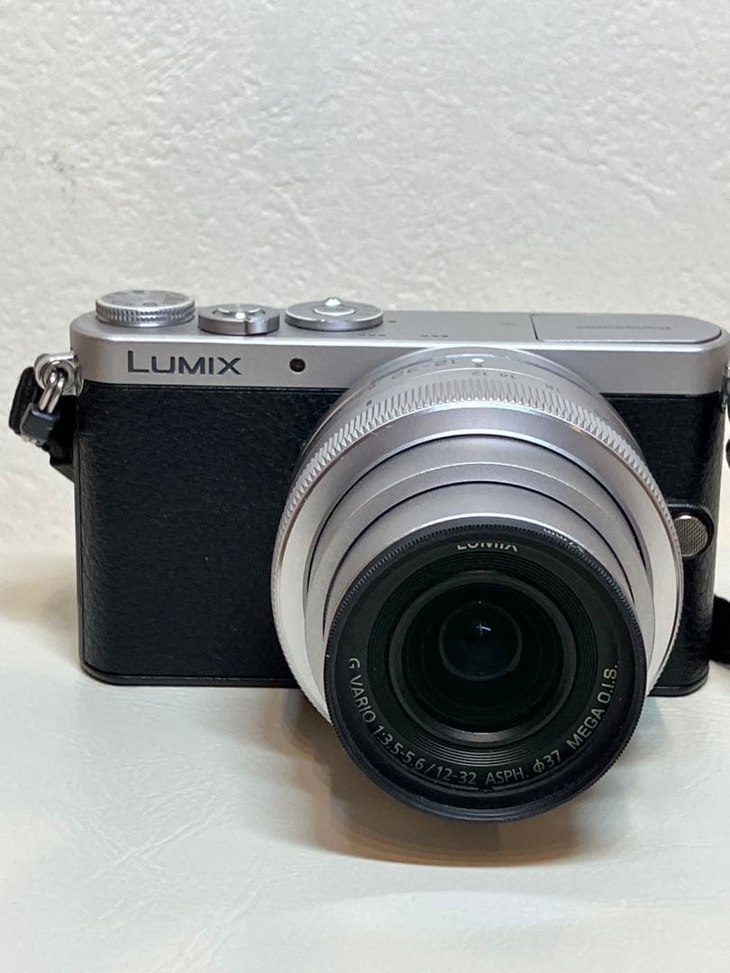 Panasonic LUMIX DMC-GM1 レンズキット　シルバー