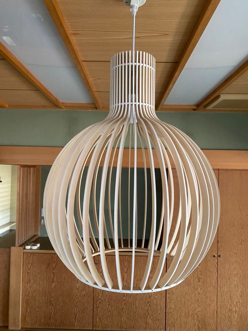 無垢材の鳥かご ペンダントライト 北欧風のホームデコ竹織り木製ペンダントランプ