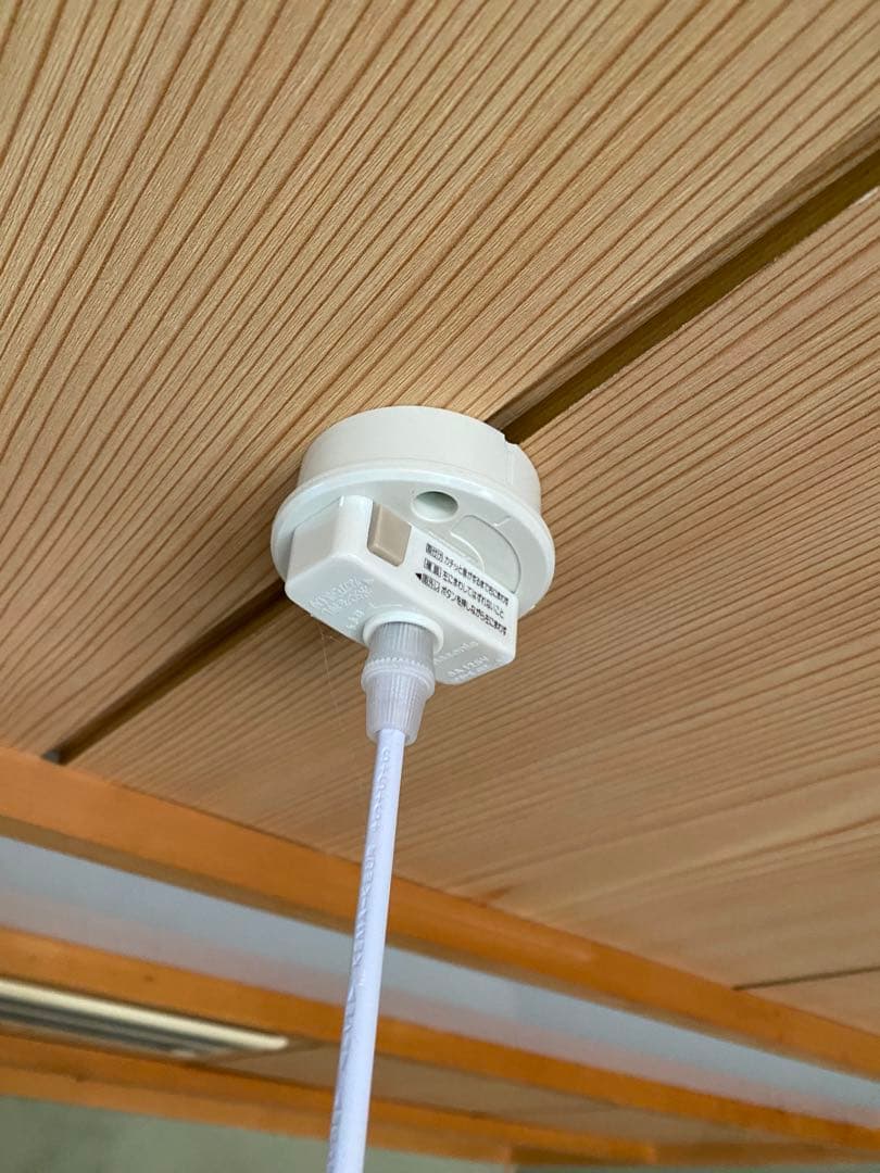 無垢材の鳥かご ペンダントライト 北欧風のホームデコ竹織り木製ペンダントランプ