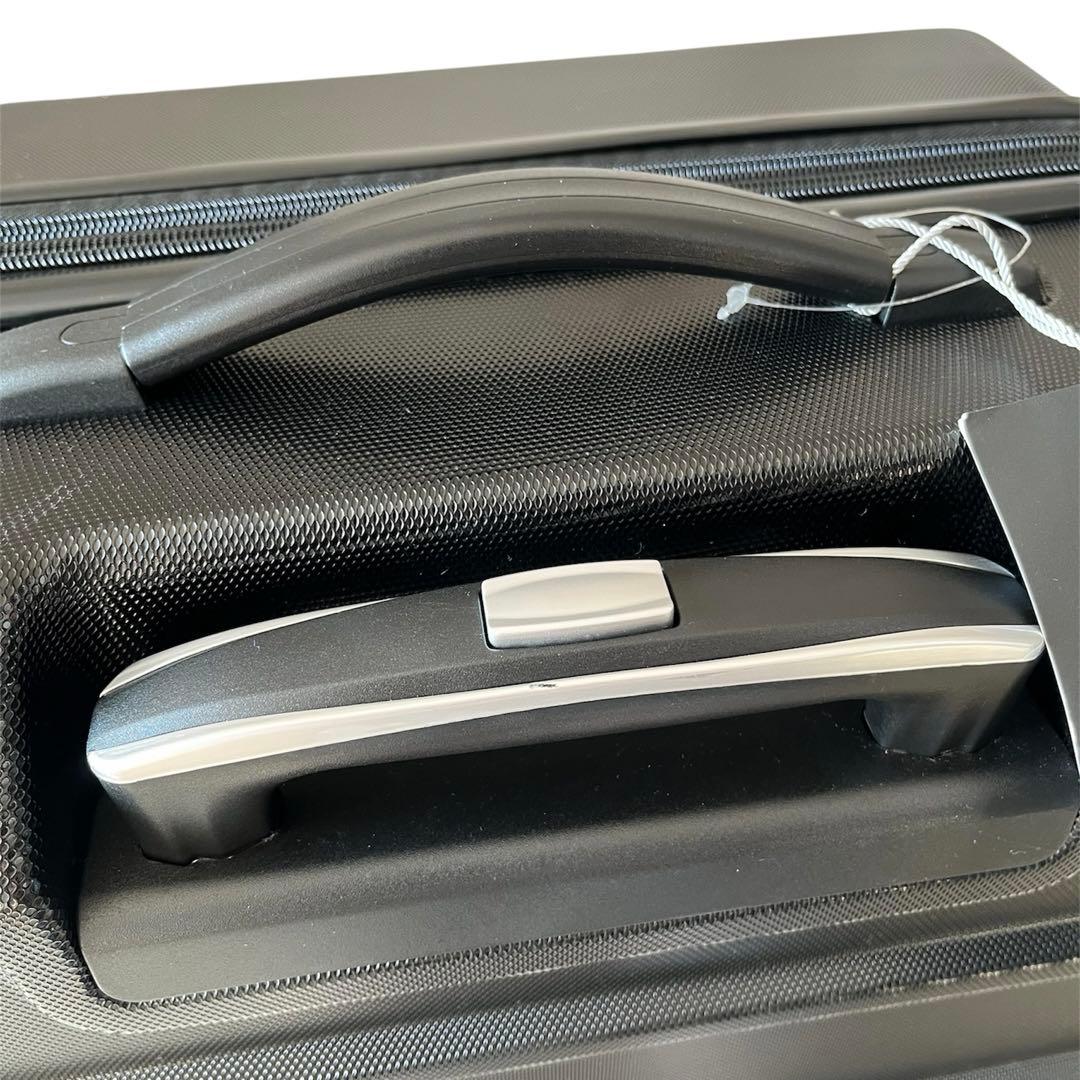 【美品一回のみ使用】サムソナイト　キャリーケース　黒　海外限定モデル　軽量　高級