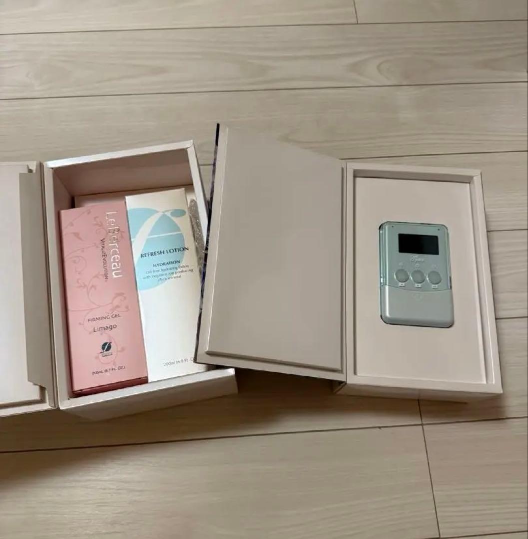 セルクリスタル　バストアップ　細胞活性化　ナノカレント　エステ　コラーゲン