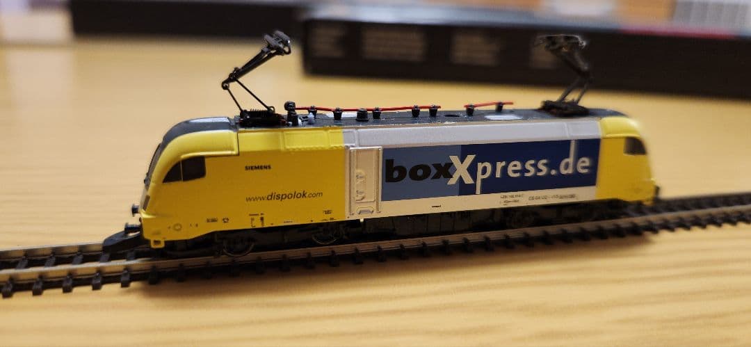 メルクリンミニクラブ 81432 電気機関車+コンテナ貨車セット おまけレール付